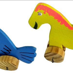 ANIMALES DE MADERA CON RUEDAS SURTIDOS. PRECIO POR UNIDAD.