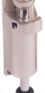 RETENEDOR VERTICAL PARA PUERTA FIJACION CON TORNILLOS INOX SATINADO.