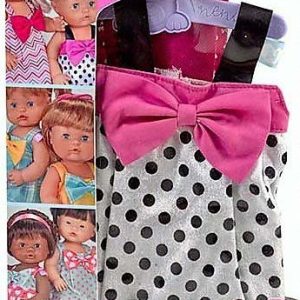 ROPA DE NENUCO CON PERCHA DE FAMOSA. MODELOS SURTIDOS.