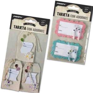 ETIQUETAS COLGANTES CON CUERDA. EN BLISTER. SURTIDOS.