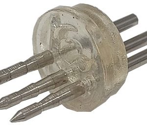 CONECTOR DE 3 PIN PARA TUBOS DE LED Y TUBOS DE LUZ LED NAVIDEÑOS.