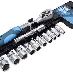 JUEGO DE LLAVE DE CARRACA DE 72 DIENTES + 10 VASOS 1/4″. CROMADO. DE FERRESTOCK FSKSO124.