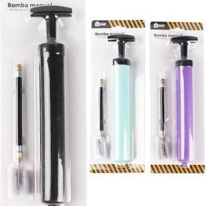 BOMBA DE INFLAR MANUAL DE 25CM. CON LATIGUILLO + BOQUILLAS SET DE AGUJAS. DE MARKET SUPREM A1451. PRECIO POR UNIDAD.