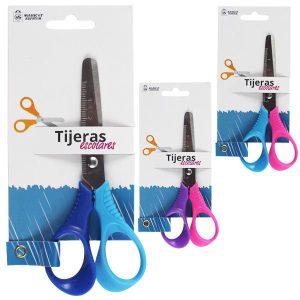 TIJERA INFANTIL DE 13CM CON REGLA DE MARKET SUPREM A6932